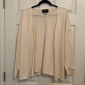 NEW Sag Harbor Woman sweater